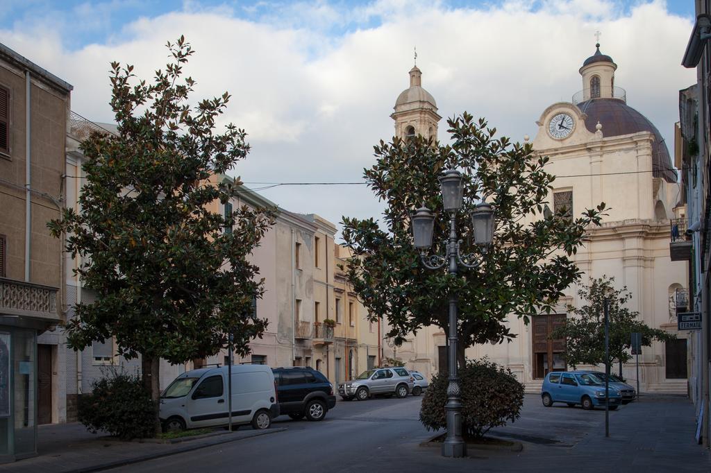 Piazza San Pantaleo Bed & Breakfast Сорсо Екстериор снимка